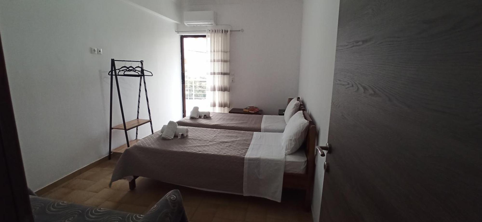 Modern Central Αpt 500M From The Beach. Chania  Exterior foto