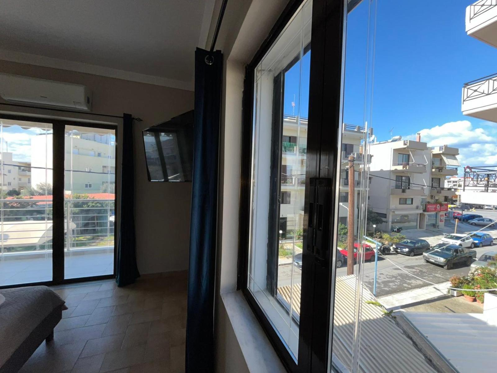 Modern Central Αpt 500M From The Beach. Chania  Exterior foto
